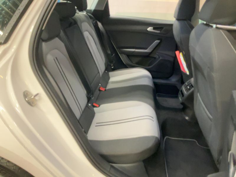 Seat Leon 2.0 TDI Style Business 2022 – снимка 19