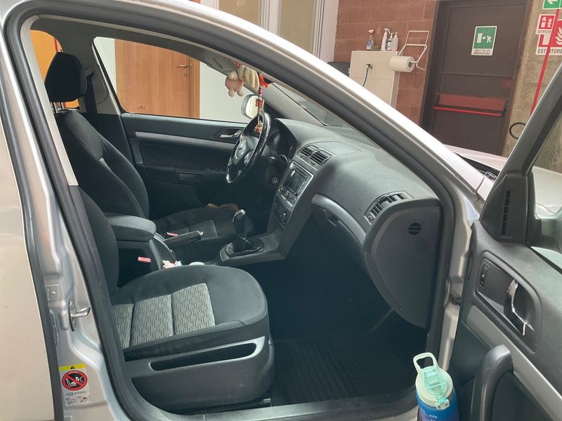 Skoda Octavia 1.6 TDI Executive 2013 – снимка 3