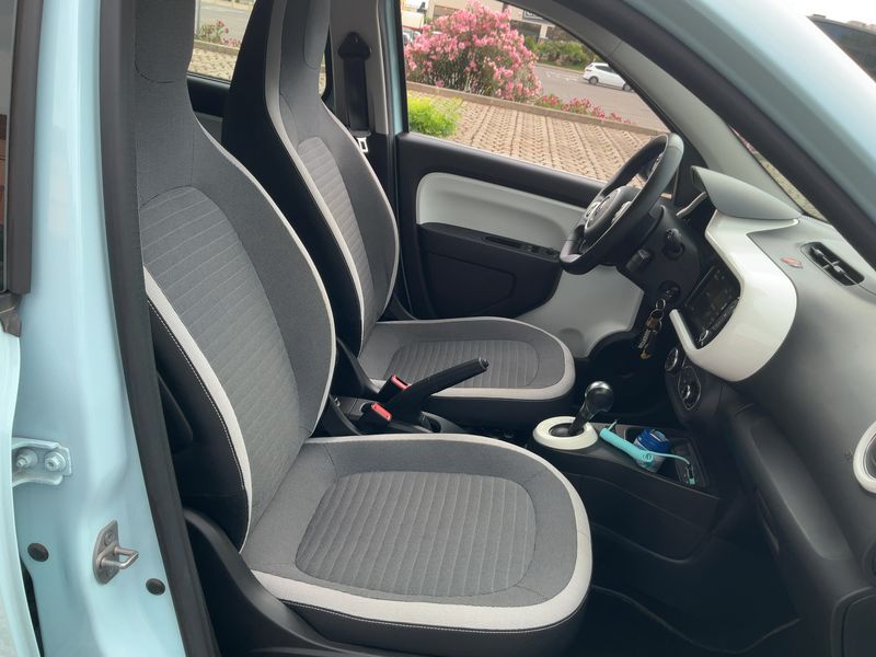 Renault Twingo electric drive 60 kW Zen Electric 2022 – снимка 16