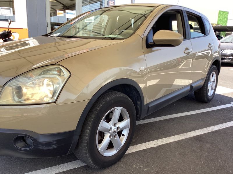 Nissan Qashqai 2.0 dCi Acenta 2007 – снимка 2