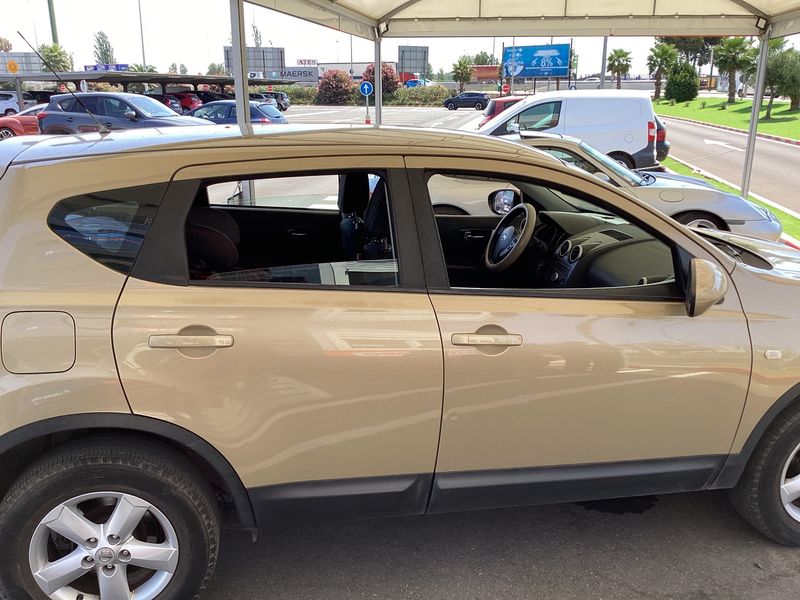 Nissan Qashqai 2.0 dCi Acenta 2007 – снимка 10