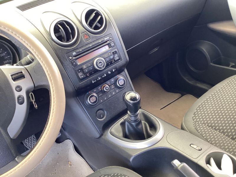 Nissan Qashqai 2.0 dCi Acenta 2007 – снимка 34
