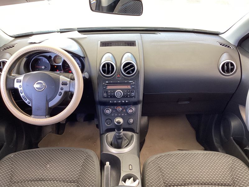 Nissan Qashqai 2.0 dCi Acenta 2007 – снимка 17