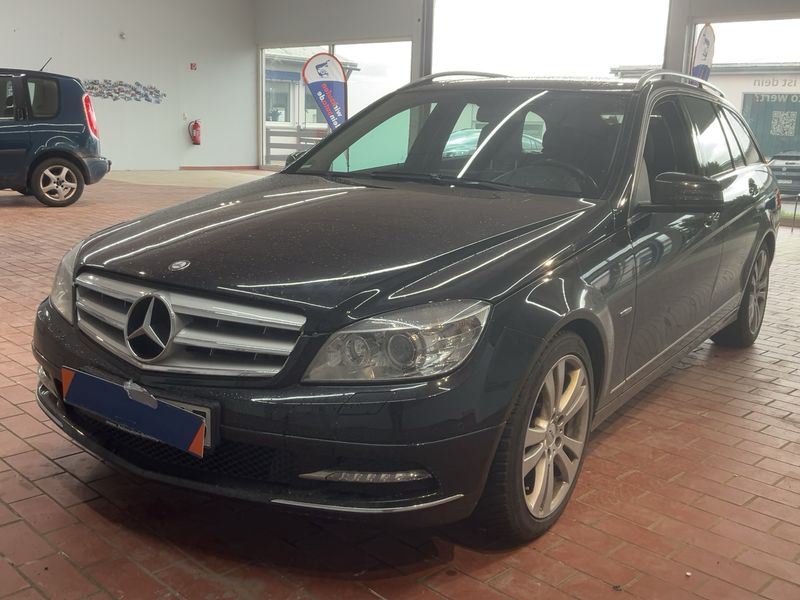 Mercedes-Benz C-Klasse C 350 CDI T 4Matic BlueEfficiency Avantgarde 2010 – снимка 1