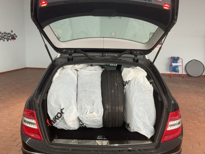 Mercedes-Benz C-Klasse C 350 CDI T 4Matic BlueEfficiency Avantgarde 2010 – снимка 16