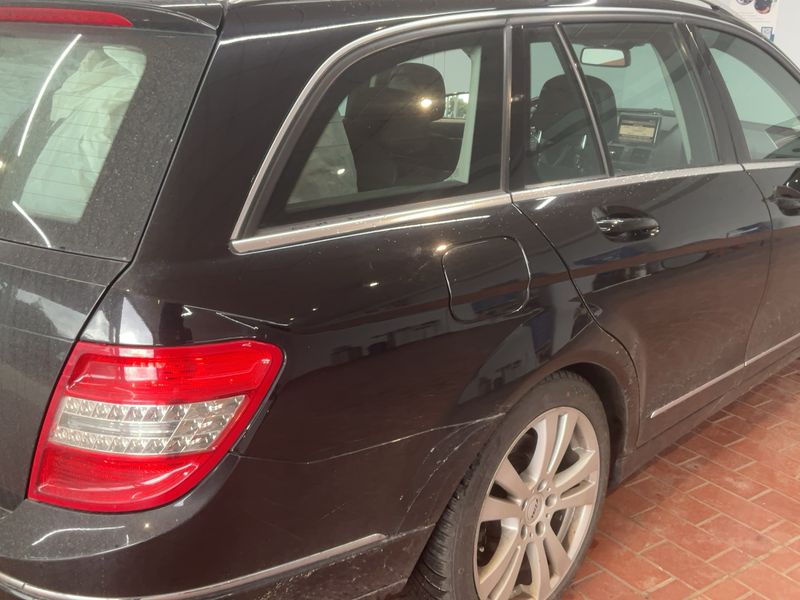 Mercedes-Benz C-Klasse C 350 CDI T 4Matic BlueEfficiency Avantgarde 2010 – снимка 8