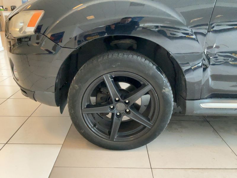 Mitsubishi Outlander 2.0 MIVEC Invite 2WD 2012 – снимка 3
