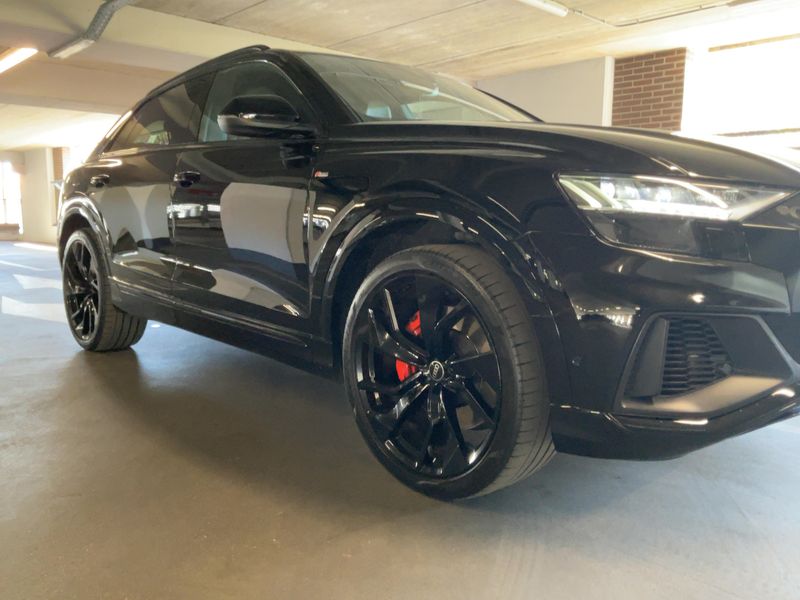 Audi Q8 55 TFSIe quattro 2020 – снимка 12
