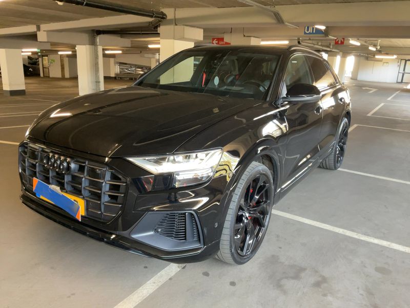 Audi Q8 55 TFSIe quattro 2020 – снимка 1