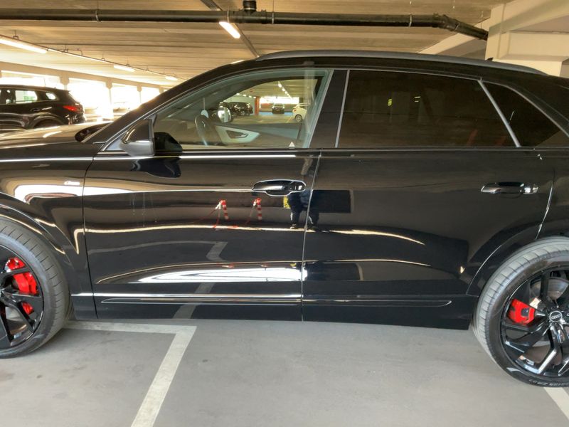 Audi Q8 55 TFSIe quattro 2020 – снимка 4