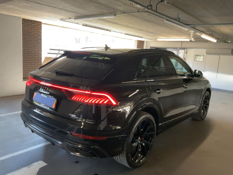 Audi Q8 55 TFSIe quattro 2020 – снимка 8