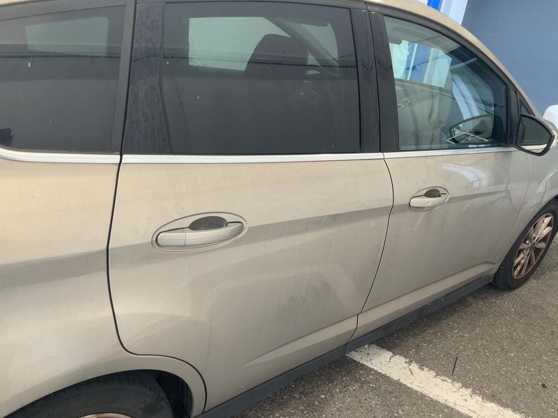 Ford C-Max 1.5 TDCi Titanium 2015 – снимка 10