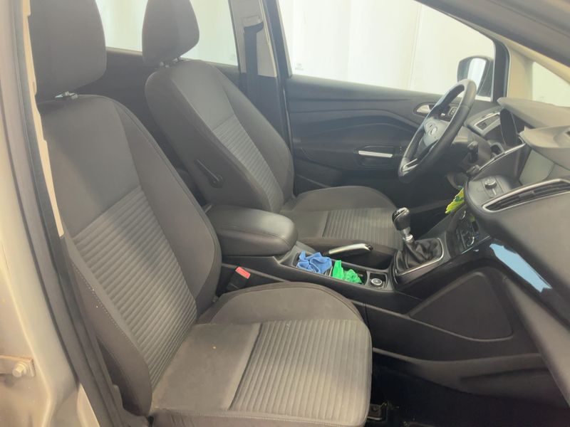 Ford C-Max 1.5 TDCi Titanium 2015 – снимка 16