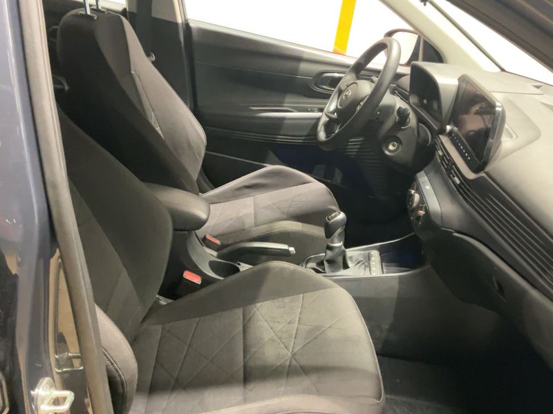 Hyundai Bayon 1.0 T-GDI Mild-Hybrid Trend 2WD 2024 – снимка 16