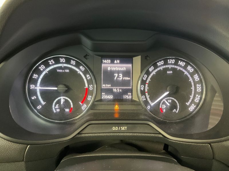 Skoda Octavia 2.0 TDI RS 2015 – снимка 18