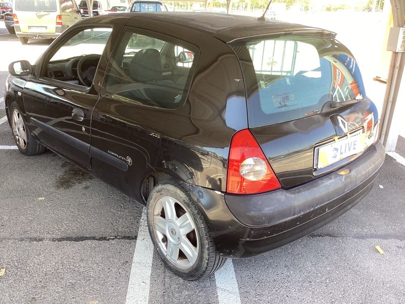 Renault Clio 1.5 dCi Community 2006 – снимка 2