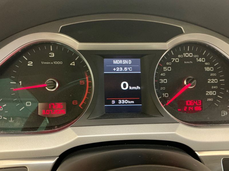 Audi A6 3.0 V6 TDI quattro 2010 – снимка 19