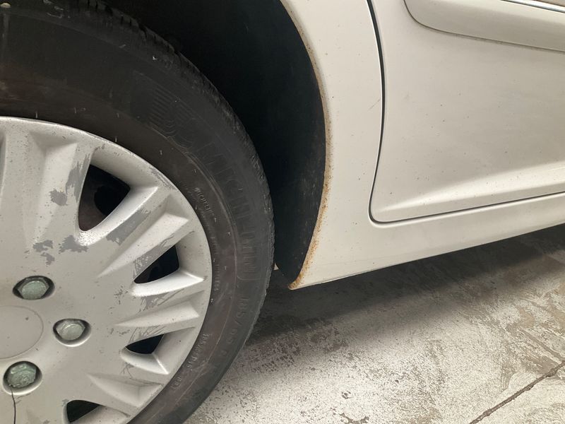 Peugeot 207 1.6 HDi Série 64 2010 – снимка 30