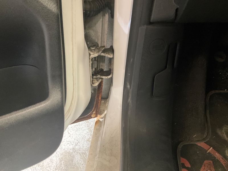 Peugeot 207 1.6 HDi Série 64 2010 – снимка 37