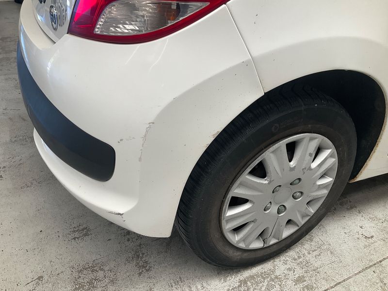 Peugeot 207 1.6 HDi Série 64 2010 – снимка 44