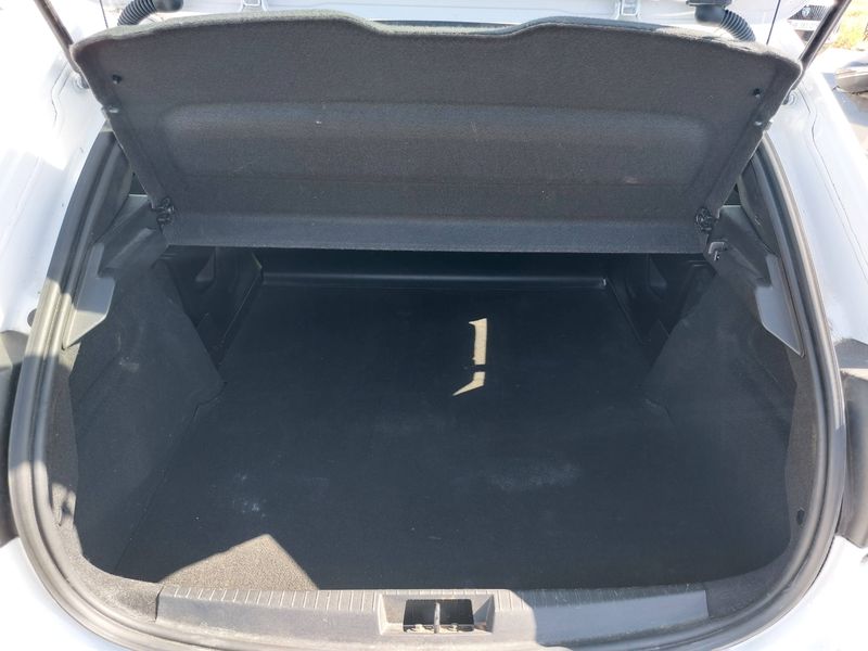 Peugeot 208 1.5 Blue-HDi Premium 2021 – снимка 9