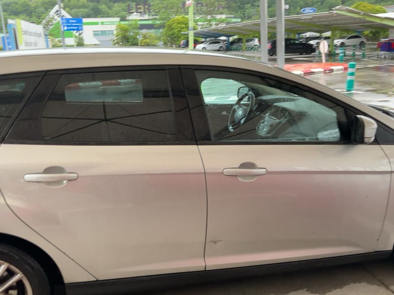 Ford Focus 1.0 EcoBoost Business 2016 – снимка 10