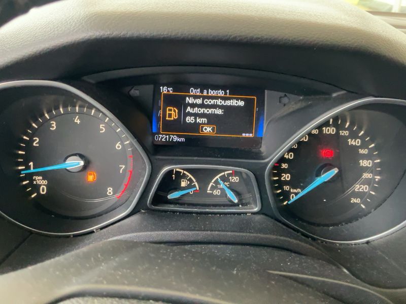 Ford Focus 1.0 EcoBoost Business 2016 – снимка 18