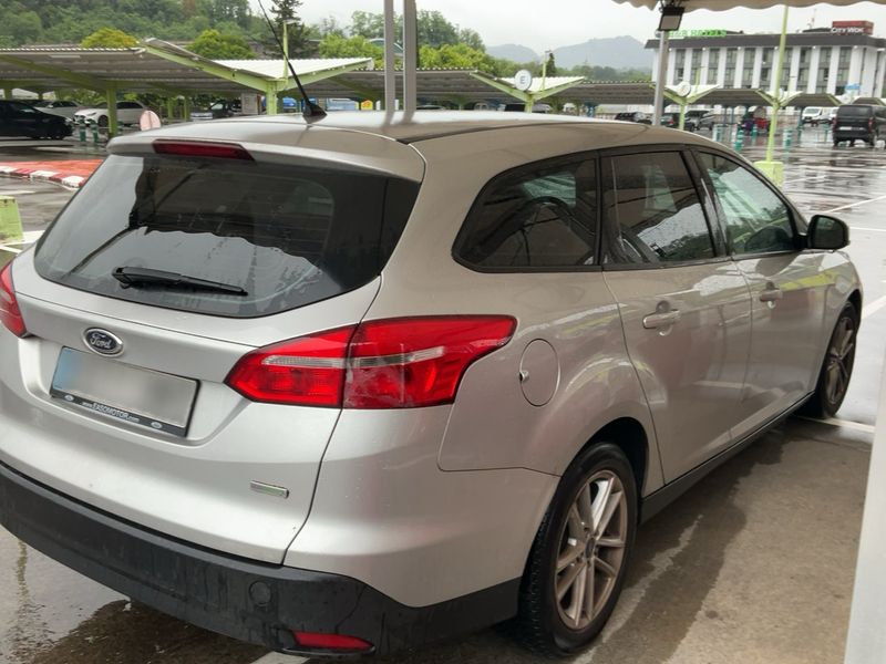 Ford Focus 1.0 EcoBoost Business 2016 – снимка 8