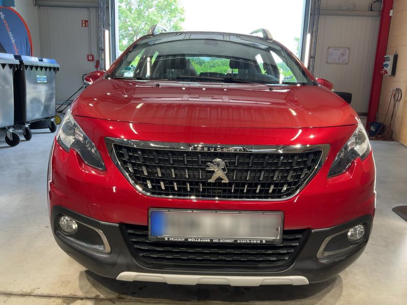 Peugeot 2008 1.2 PureTech Allure 2018 – снимка 14