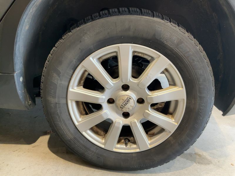 Peugeot 2008 1.2 PureTech Allure 2018 – снимка 5
