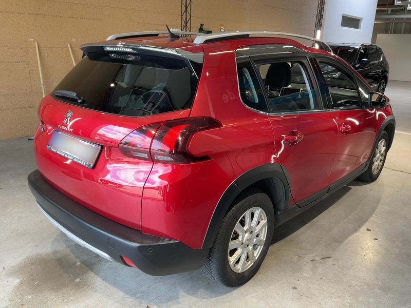 Peugeot 2008 1.2 PureTech Allure 2018 – снимка 8