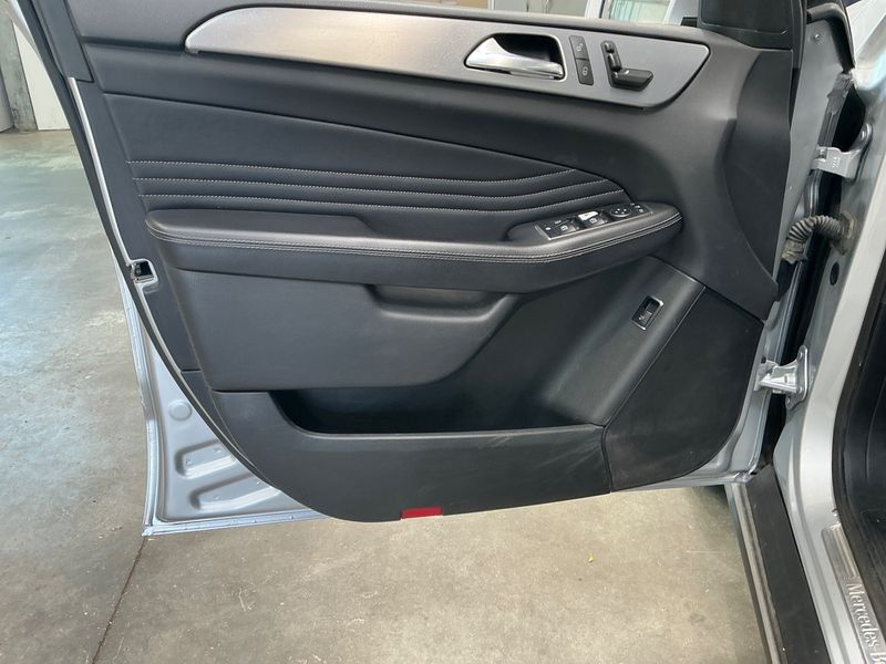 Mercedes-Benz M-Klasse ML 350 CDI BlueTEC 2015 – снимка 34