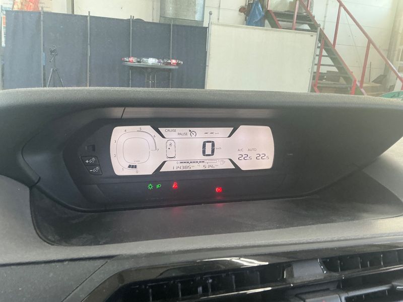 Citroen C4 Grand Picasso 1.6 Blue-HDi Seduction 2015 – снимка 19