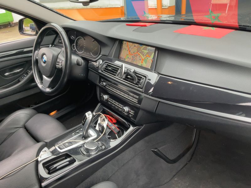 BMW 5er 520d 2016 – снимка 17