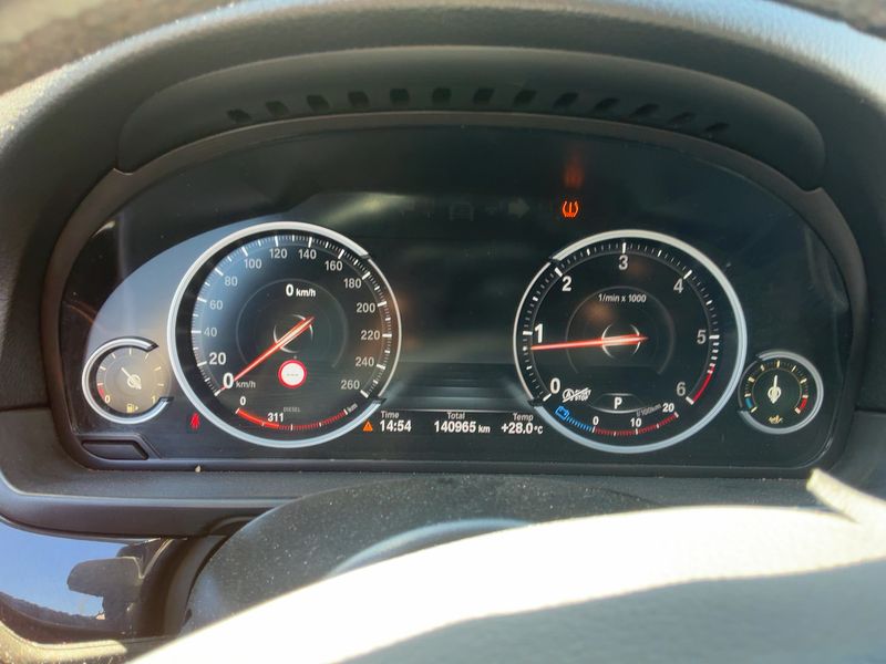BMW 5er 520d 2016 – снимка 18