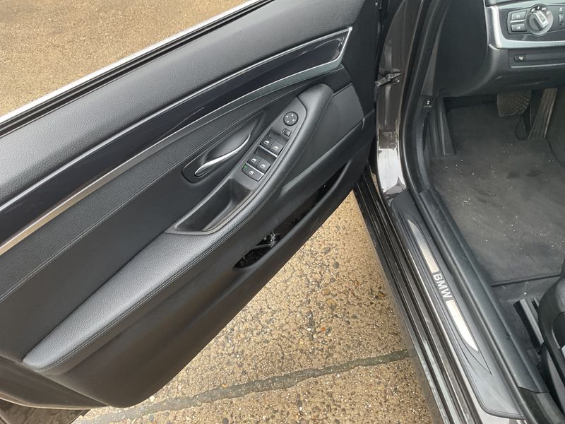 BMW 5er 520d 2016 – снимка 26