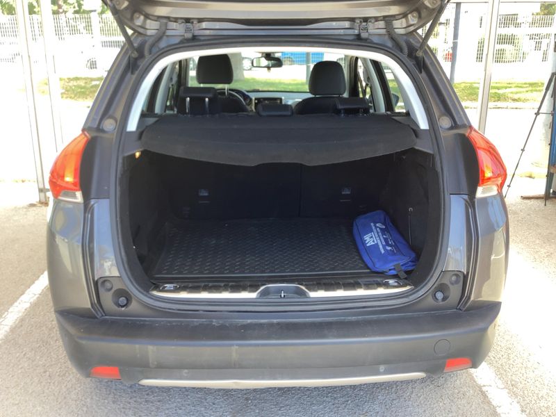 Peugeot 2008 1.6 Blue-HDi Allure 2015 – снимка 15