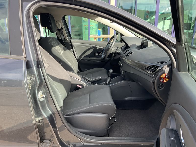 Renault Megane 1.5 dCi Expression 2013 – снимка 3