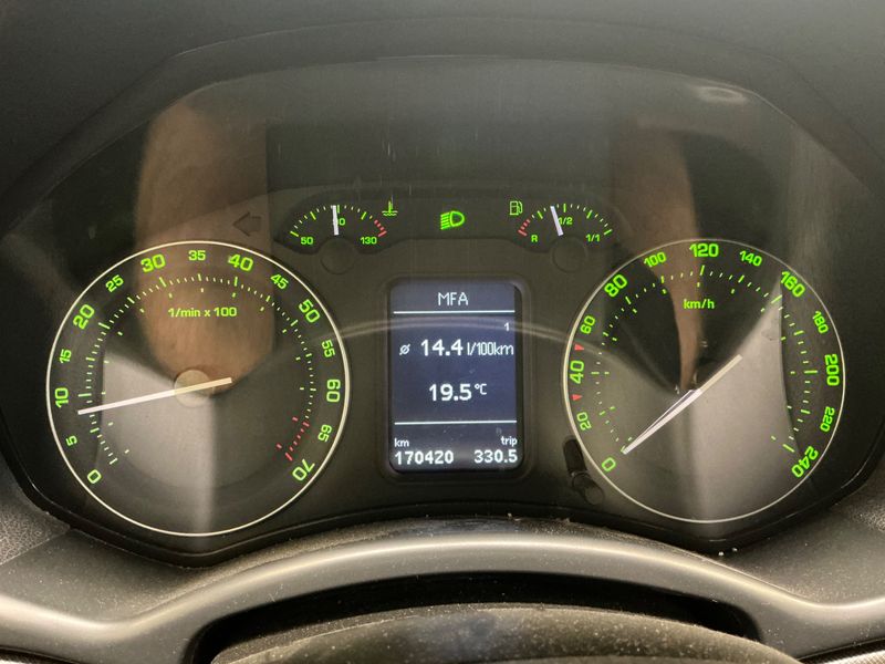 Skoda Octavia 2.0 FSI Elegance 2006 – снимка 4