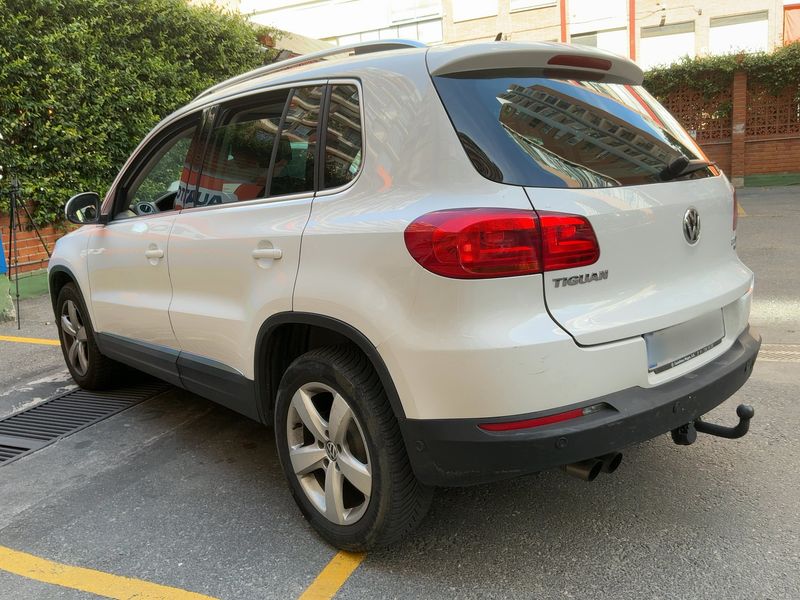 Volkswagen Tiguan 2.0 TDI Excellence 4Motion BlueMotion Tech 2012 – снимка 6