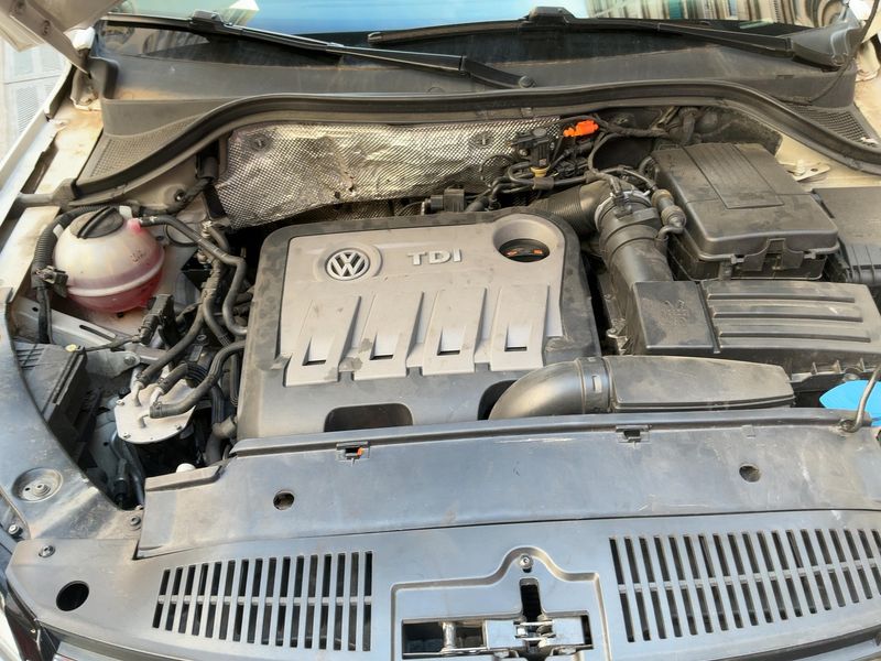 Volkswagen Tiguan 2.0 TDI Excellence 4Motion BlueMotion Tech 2012 – снимка 29