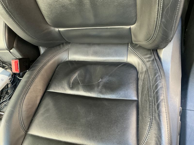 Volkswagen Tiguan 2.0 TDI Excellence 4Motion BlueMotion Tech 2012 – снимка на щета 38