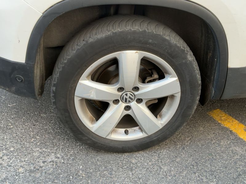 Volkswagen Tiguan 2.0 TDI Excellence 4Motion BlueMotion Tech 2012 – снимка 9