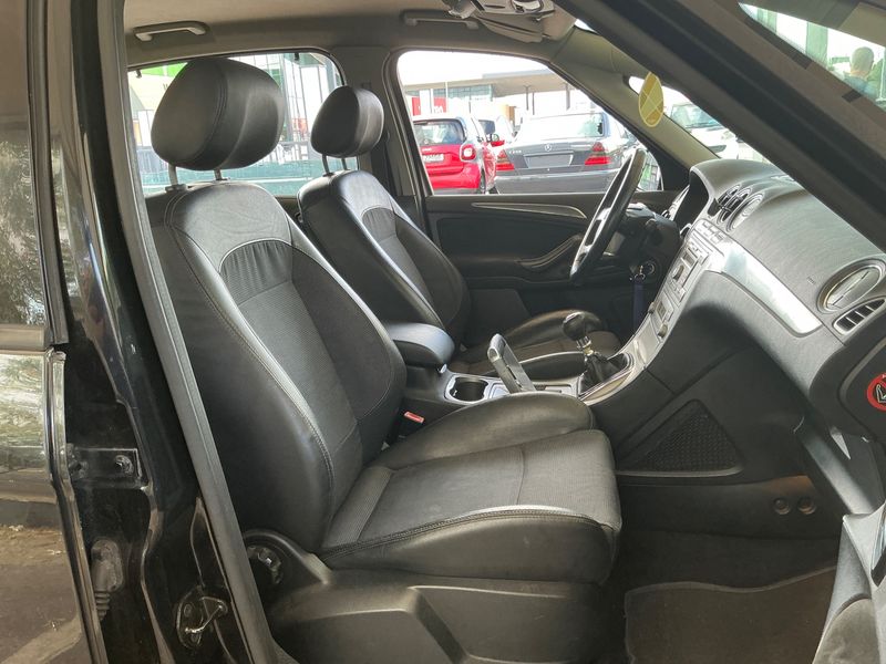 Ford S-Max 1.8 TDCi Titanium 2006 – снимка 3