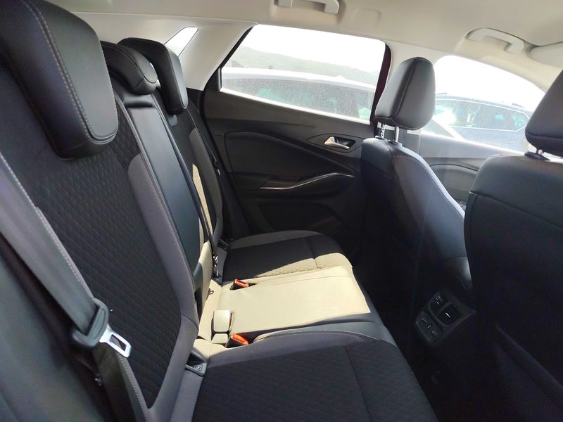 Opel Grandland X 1.6 Turbo Ultimate 2019 – снимка 14