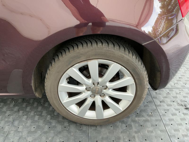 Audi A1 1.4 TFSI Ambition 2011 – снимка 5