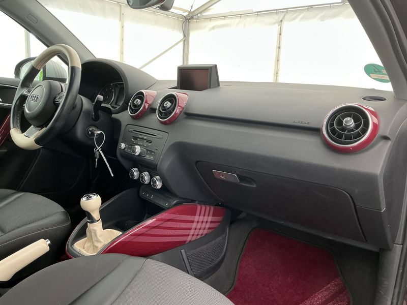 Audi A1 1.4 TFSI Ambition 2011 – снимка 26