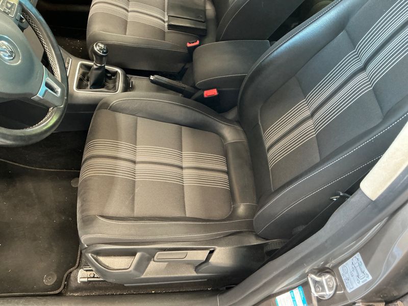 Volkswagen Golf VI Plus 1.2 TSI Match 2012 – снимка 30
