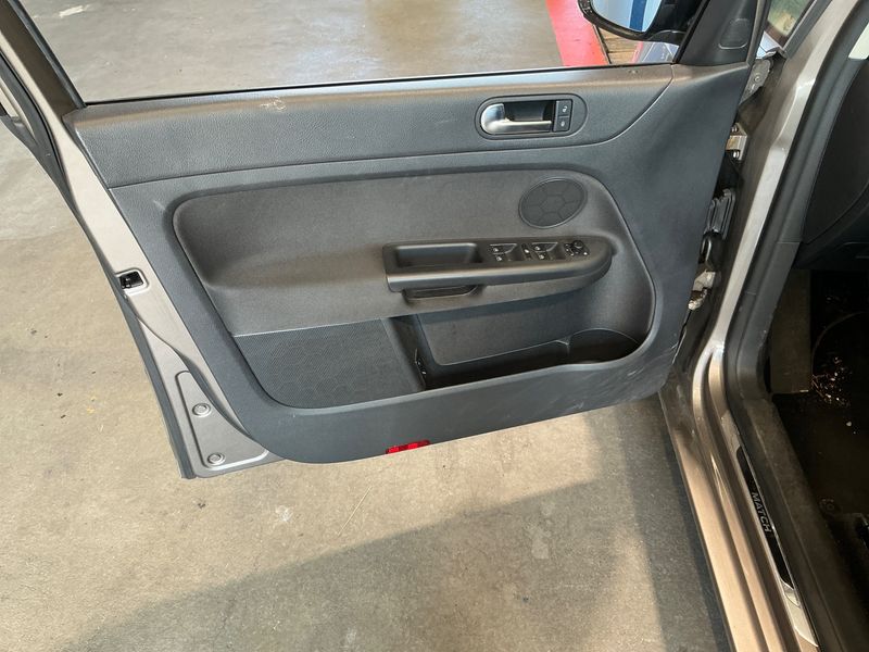 Volkswagen Golf VI Plus 1.2 TSI Match 2012 – снимка 28