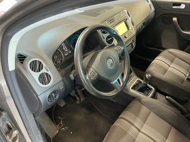 Volkswagen Golf VI Plus 1.2 TSI Match 2012 – снимка 29